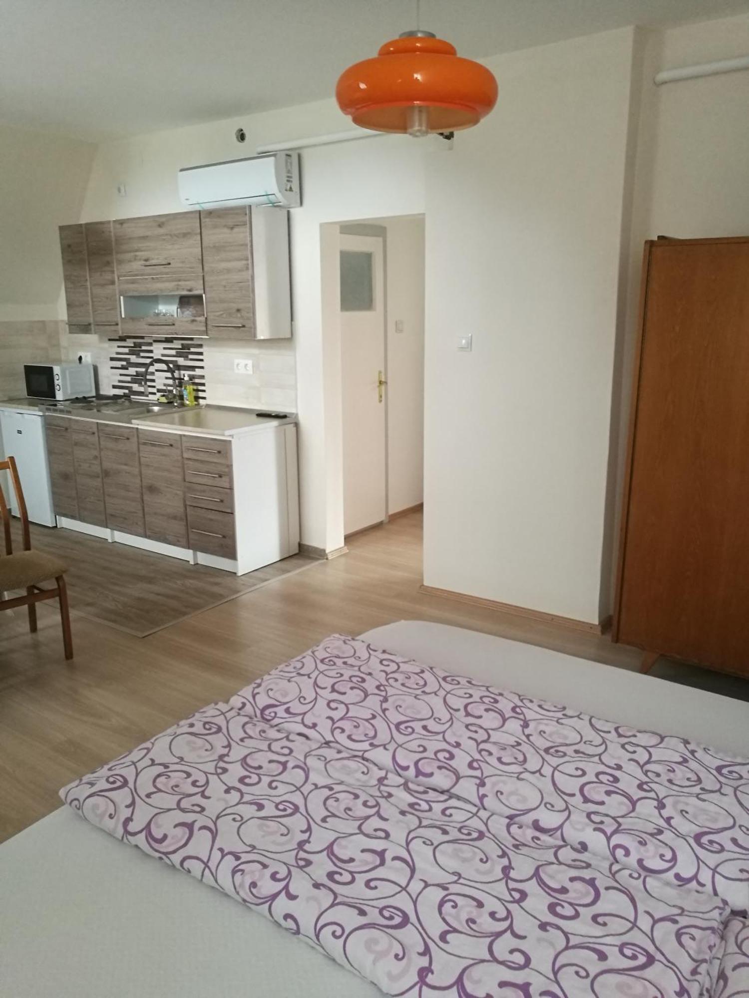 Revesz Vendeghaz Hotel Harkany Bagian luar foto